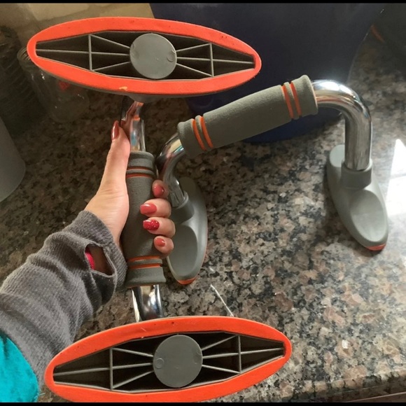 Push up bars - Picture 3 of 6